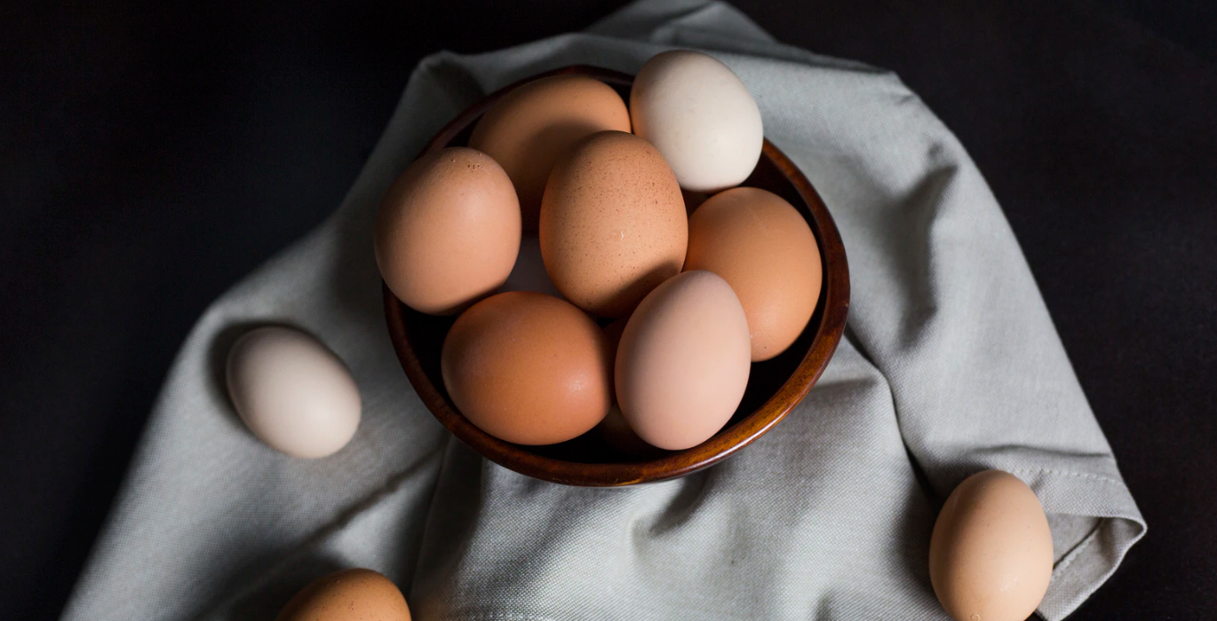 This Festival In France Cracks 15-000 Eggs To Make A Giant Omelete!